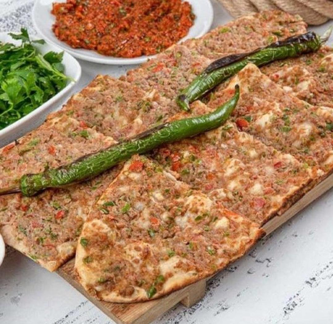 Çamlıca Etli Ekmek Izgara Salonu